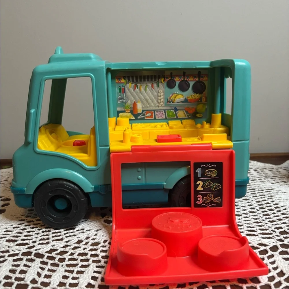 Fisher Price Little People Colorful‎ Taco Food Truck Toy